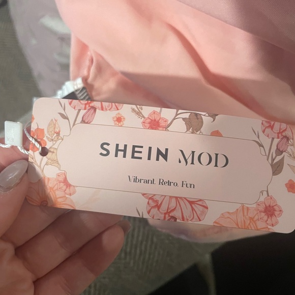 Shein Curve Off the Shoulder Bodycon Dress - Picture 4 of 7